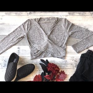 Long sleeve cross body crop tops
